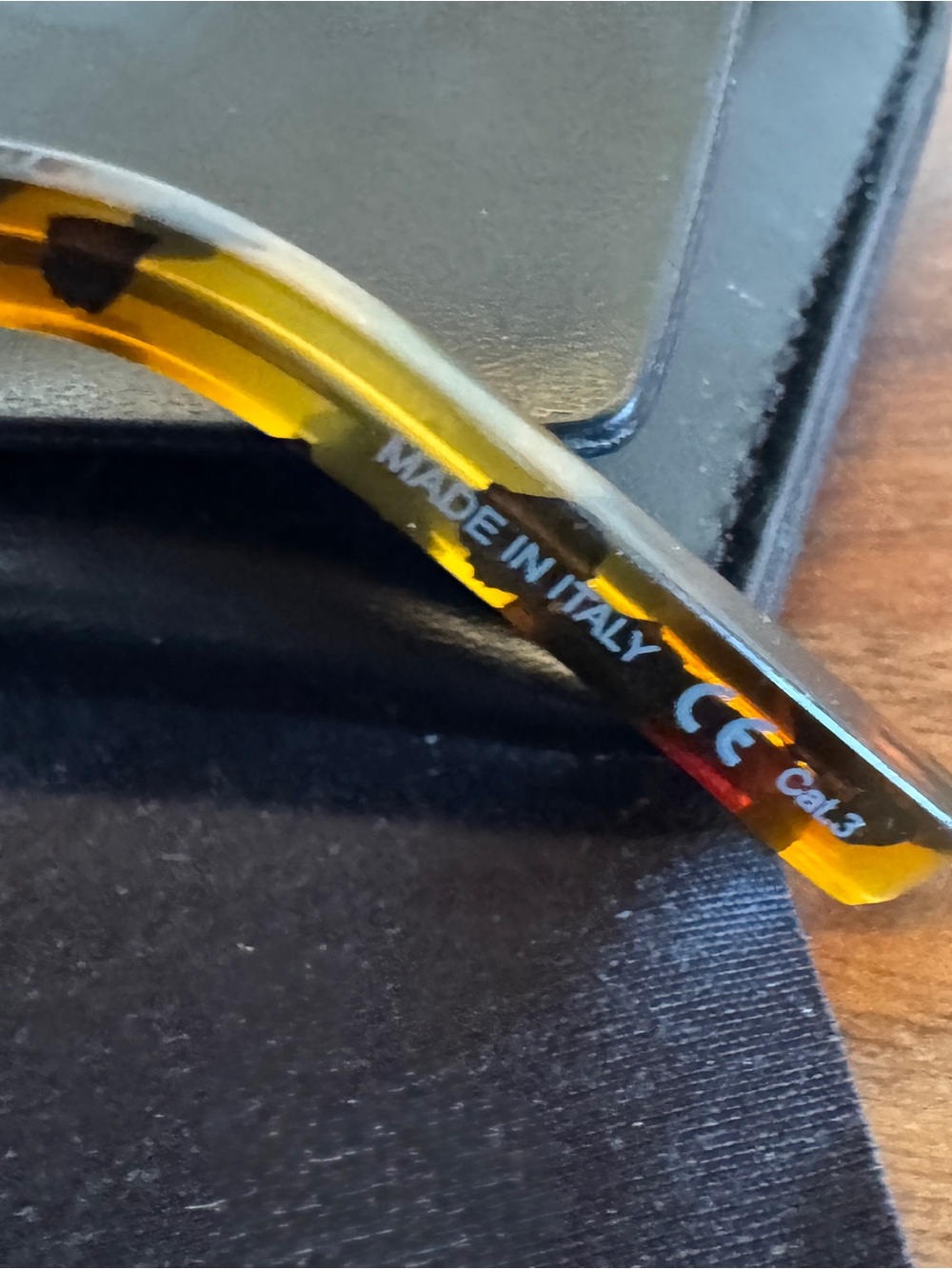 Saint Laurent SL 28 tortoiseshell sunglasses - Picture 6 of 10